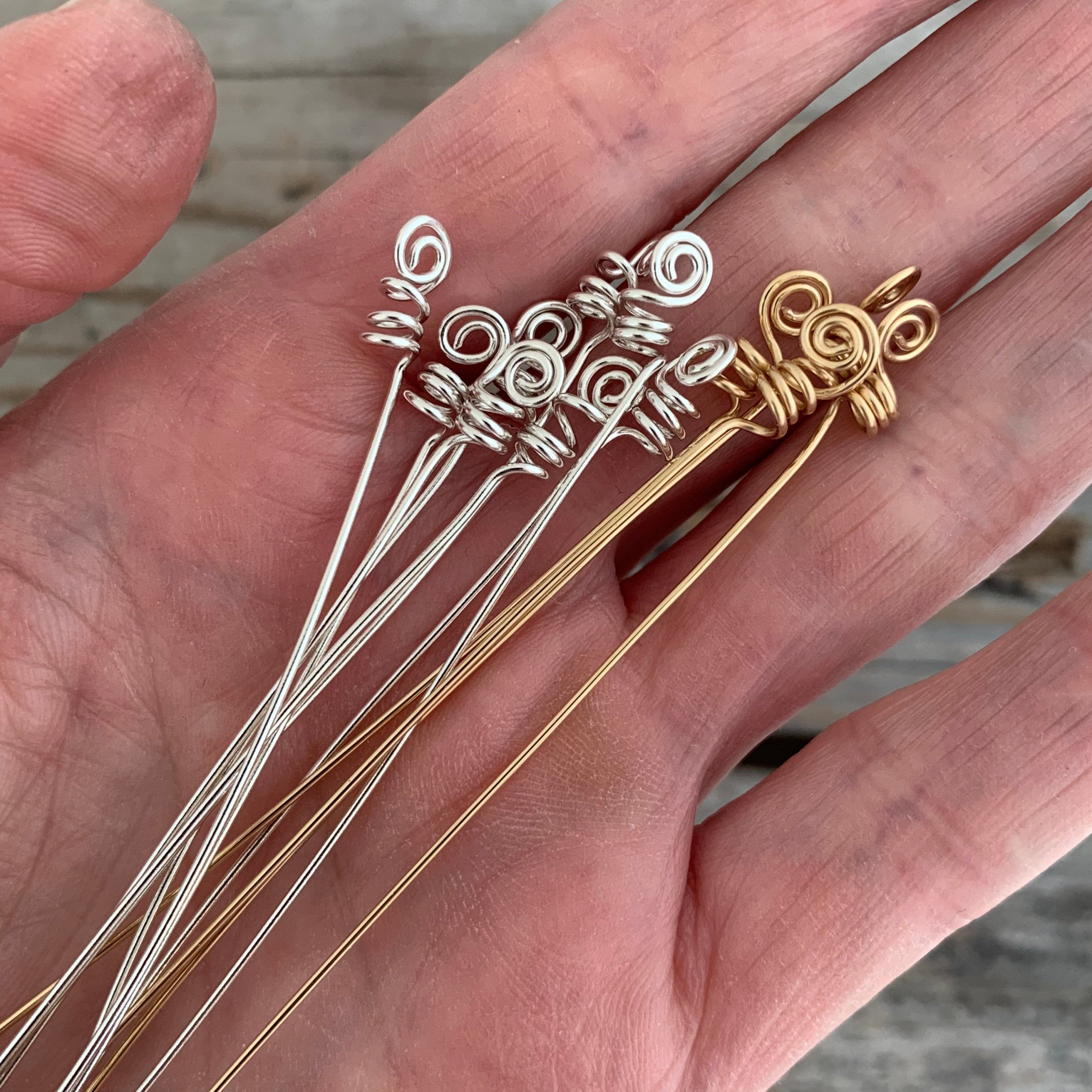 Crafto Combo of Golden & Silver Finished Head Pins for Jewellery  Making/Findings Pack of 200 Pcs. each - Combo of Golden & Silver Finished Head  Pins for Jewellery Making/Findings Pack of 200
